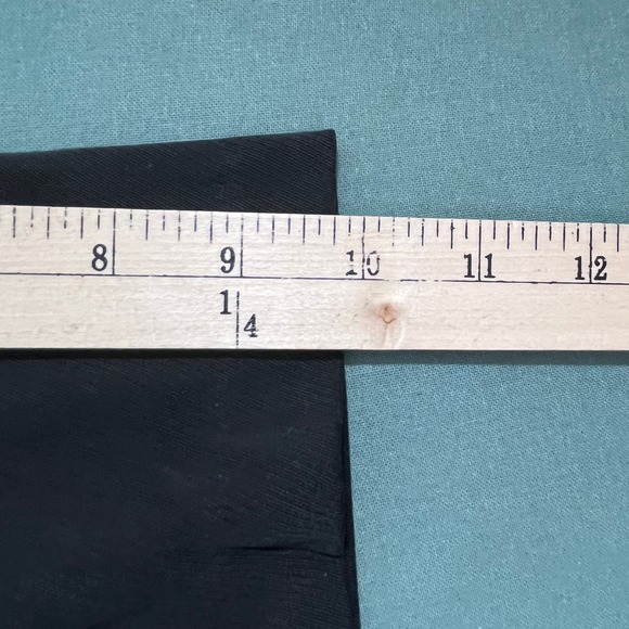 Tommy Bahama Chino Shorts Mens Size 34 Black Silk Cotton Blend Pleated Front - Picture 8 of 10